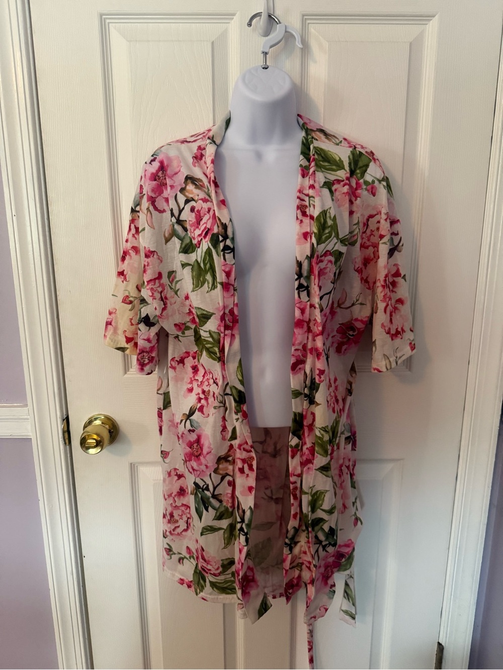Show Me Your MuMu Pink and Green Floral Sheer Kimono Robe